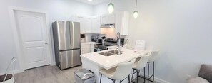 Apartment, 3 Bedrooms | Private kitchen | Fridge, oven, coffee/tea maker, toaster - Villas De Laguna 3 3 Bedroom Townhouse (South Padre Island)