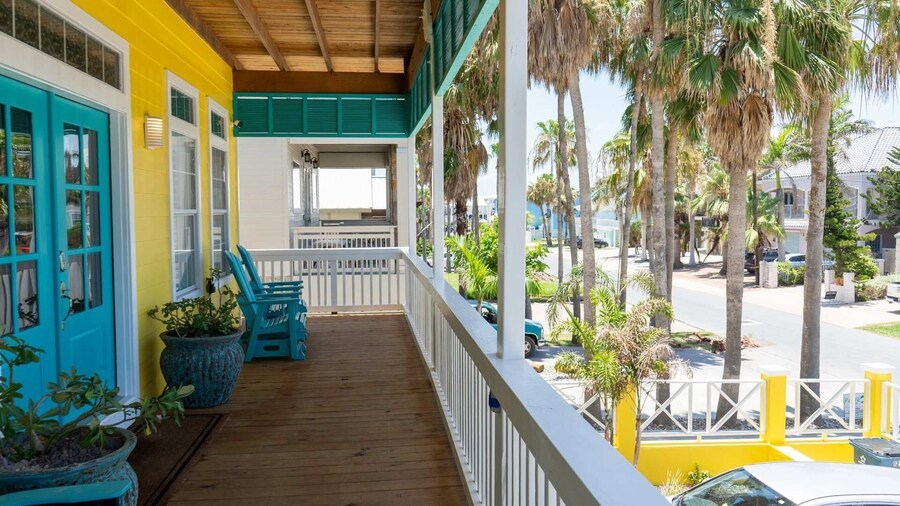 121 Snapper By The Sea 4 Bedroom Home