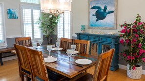 House, 4 Bedrooms | Dining