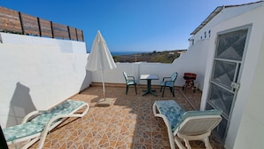 Apartment | Terrace/patio - Inviting 1-bedroom House 'esquina' Finca Vistamar (San Bartolomé de Tirajana)