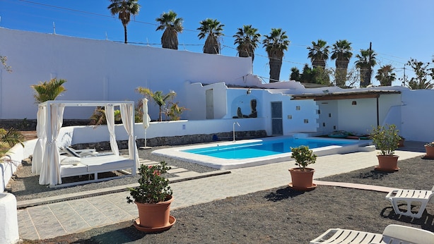Apartment | Pool - Inviting 1-bedroom House 'esquina' Finca Vistamar (San Bartolomé de Tirajana)