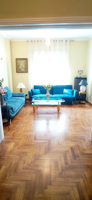 Smart TV - Acropolis View Apartment (Athens)