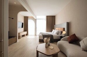 Superior Double Room, Pool View - Halff Hotel (Chanthaburi)