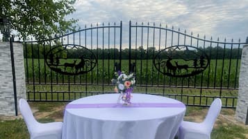 Outdoor dining