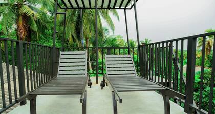 White Wings Home Stay,Thalpe