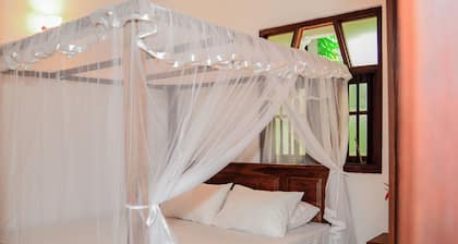 White Wings Home Stay,Thalpe