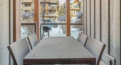 Solara 102 - 2 Bedroom Condo - Pool / Hot Tub /GYM @ Solara