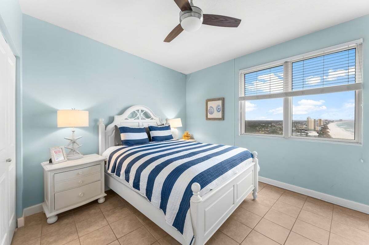 3 soverom, strykejern/-brett, wi-fi (inkludert) og sengetøy