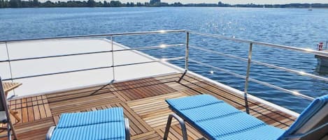 Mobile Home | Balcony