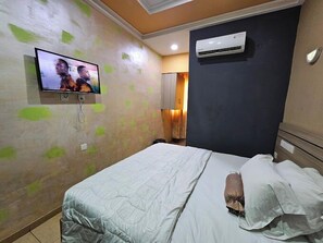 Economy Room, Balcony, City View | Desk, laptop workspace, free WiFi - Somewatt Fresh Hotel (Ilorin)
