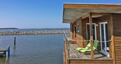 Hausboot in Barth am Barther Bodden