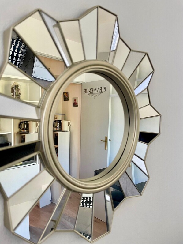 Interior - Le Rêveur: on the banks of the Lez & espace Richter (Montpellier)