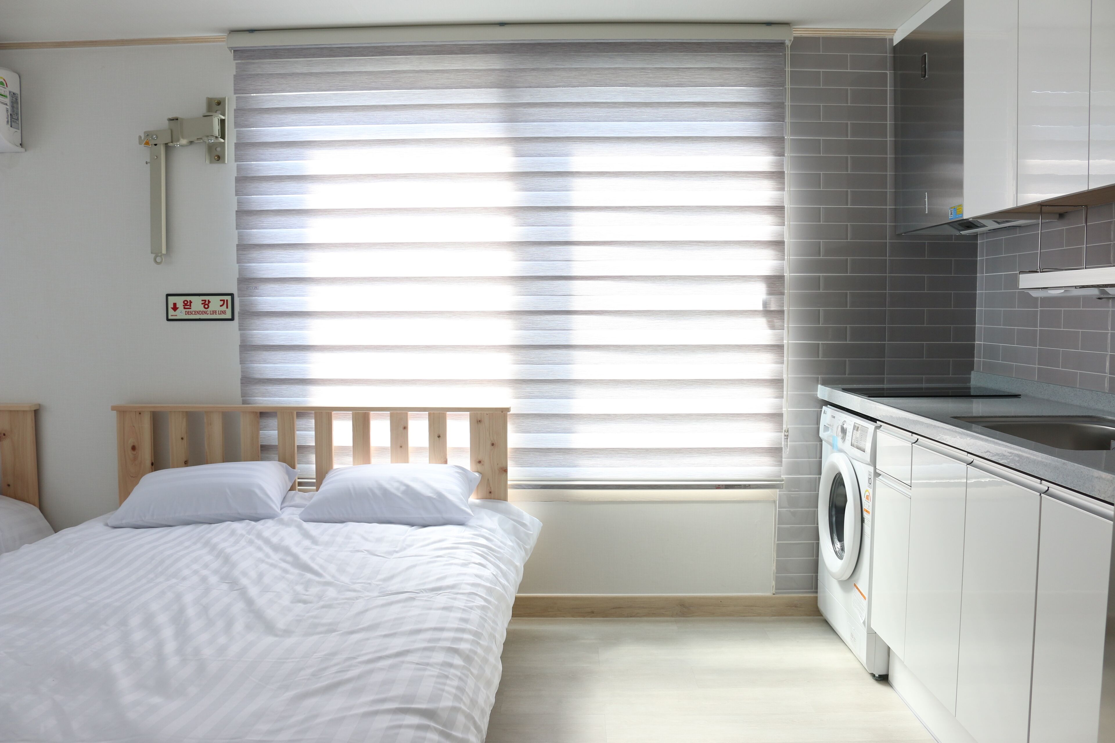 1 slaapkamer, een strijkplank/strijkijzer, wifi, beddengoed