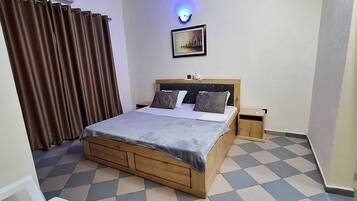 2 bedrooms