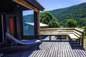 Comfort Studio, Mountain View | Terrace/patio - K10 Lodge (Curacautin)