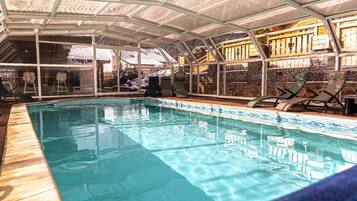 Piscine couverte, piscine chauffée