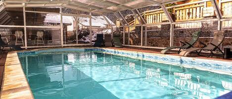 Piscine intérieure, piscine chauffée