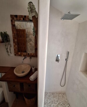 House | Bathroom - Charming Farmhouse With Private Pool (Priego de Córdoba)