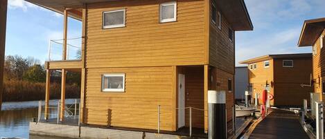 Mobile Home | Exterior