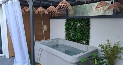 L'Escapade Nature et Gourmande, Chambres d'Hote avec Piscine