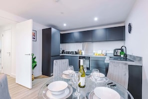 Fridge, microwave, oven, stovetop - Bastion Loft Summary: (Liverpool)