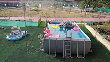 Alberca al aire libre