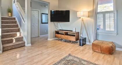 Cozy Downtown Escape