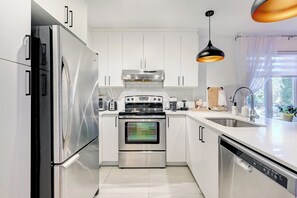 Kochgeschirr/Geschirr/Besteck, Gewürze