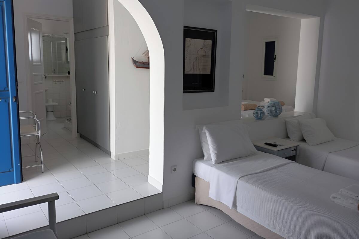 Studio, Sea View, Mezzanine | In-room safe, soundproofing, iron/ironing board (on request)