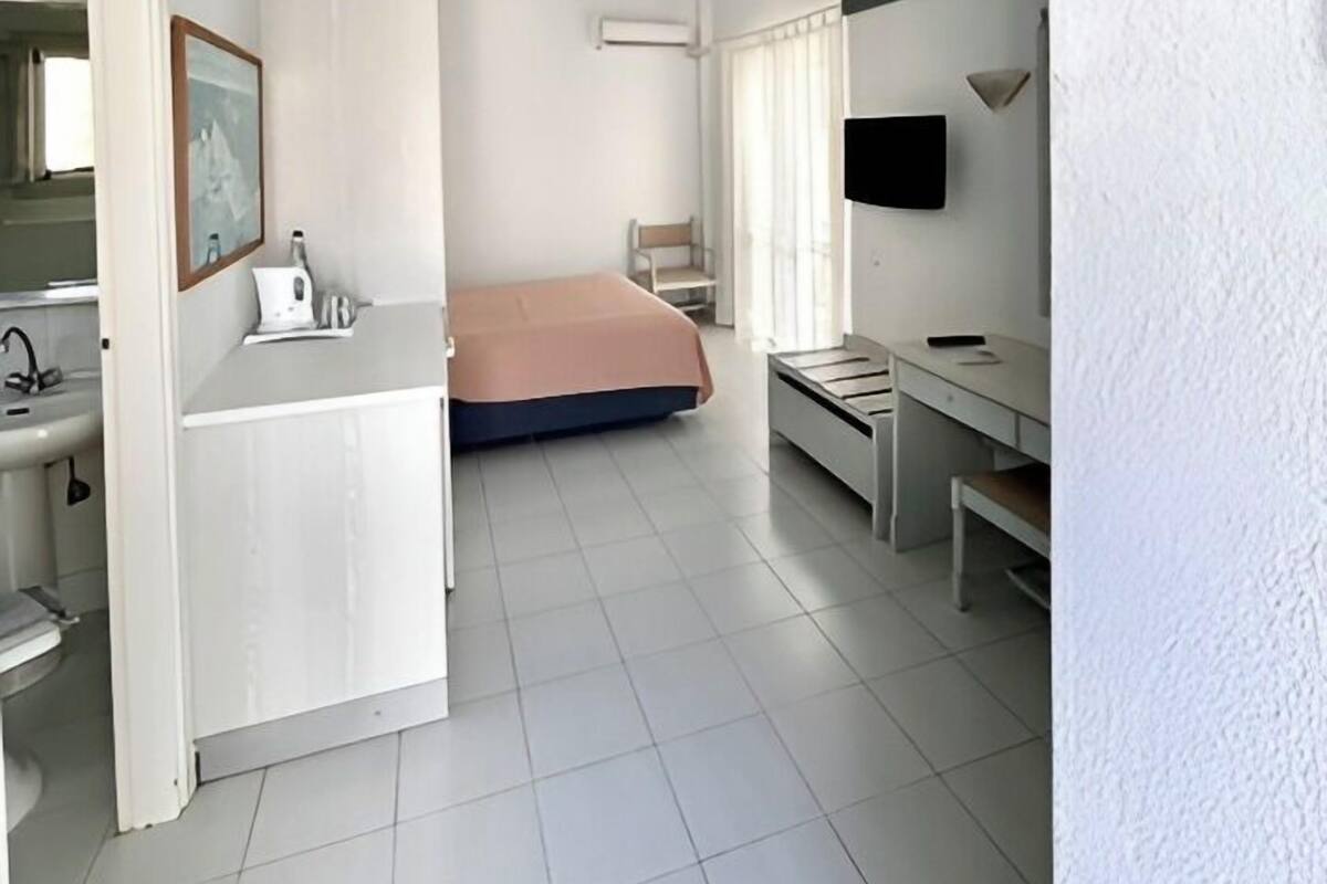 Standard Double Room, Sea View, Mezzanine | In-room safe, soundproofing, iron/ironing board (on request)