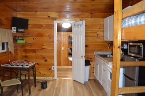 Fridge, microwave, oven, stovetop - Cozy & efficient cabin w/ river access. Pet Friendly! (Stanton)