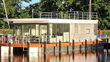 Mobile Home | Exterior