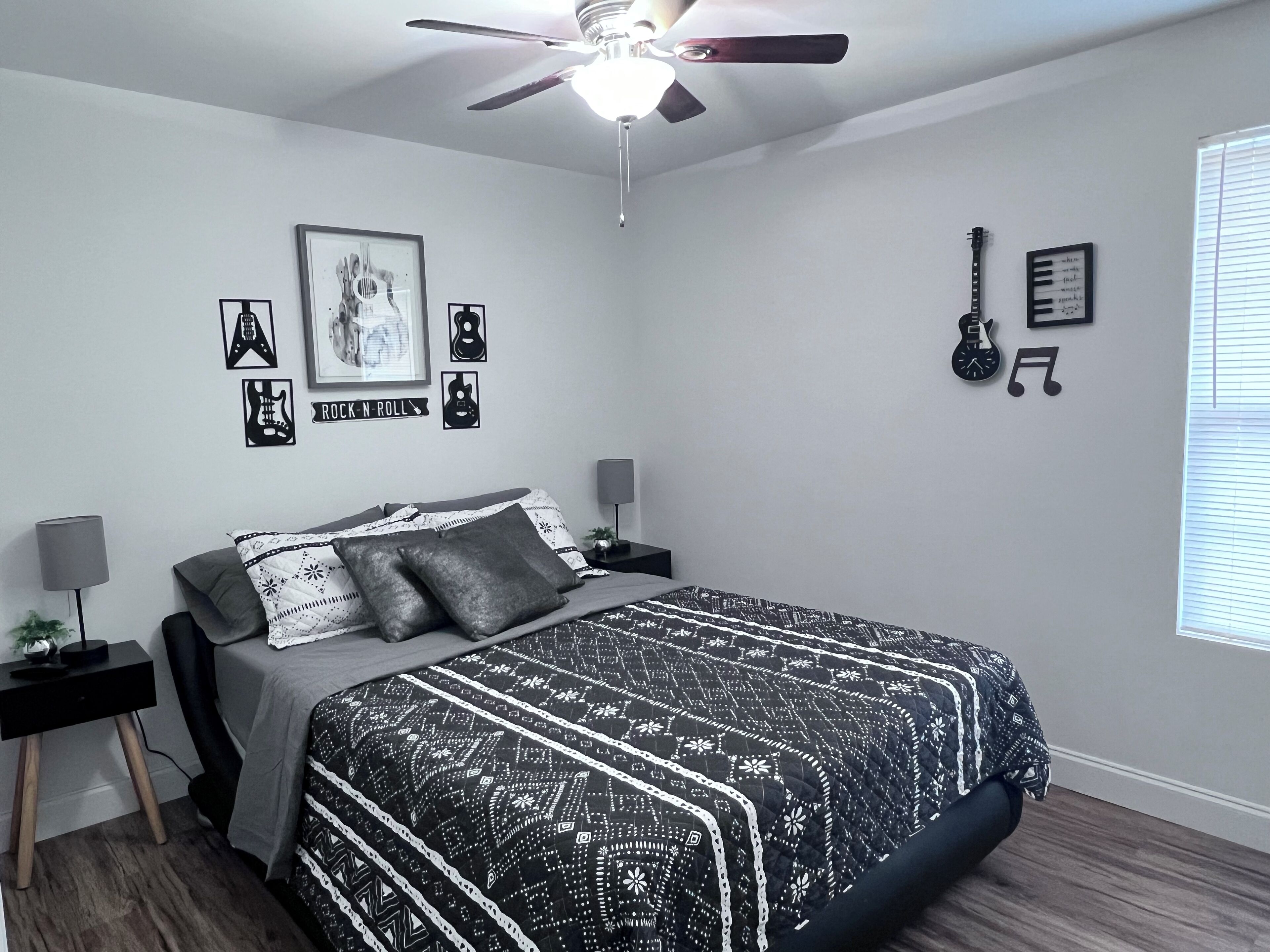 3 bedrooms, WiFi, bed sheets