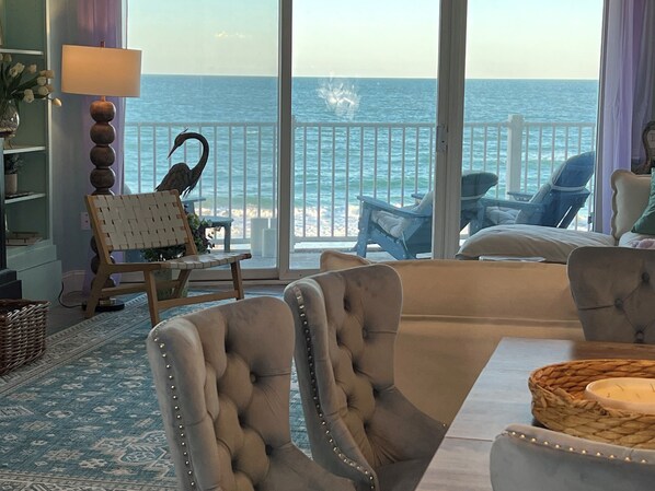 Smart TV, fireplace, books, computer monitors - Oceanfront Luxury, Bikes,Paddle-boards, Kayak,Surfboard are Included (North Topsail Beach)