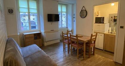 6 person apartment in the mountains!