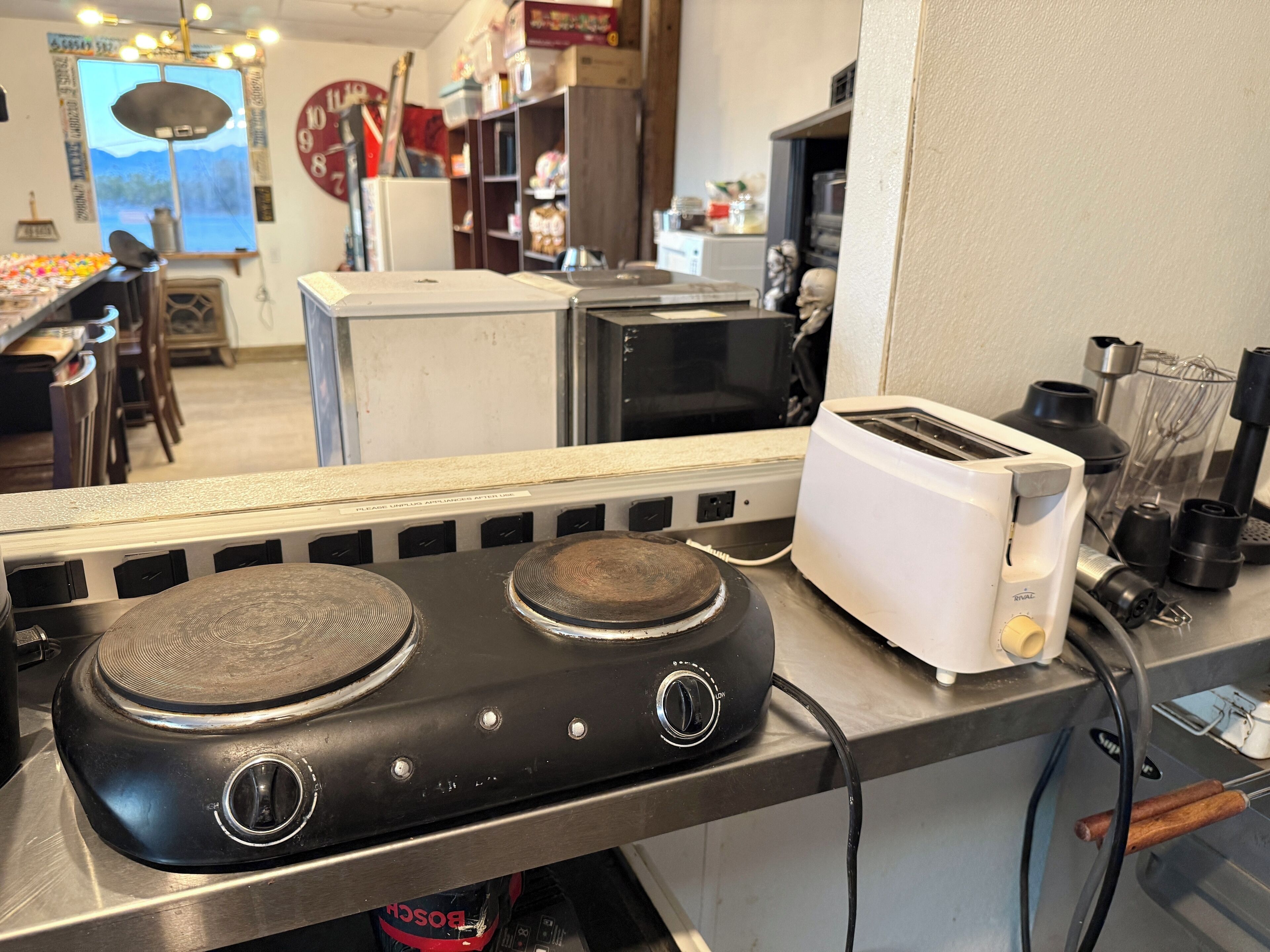 المنشأة من الداخل