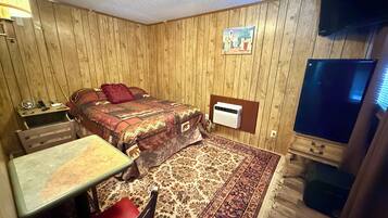 Economy Single Room | Free WiFi