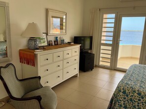 2 chambres, bureau, Wi-Fi gratuit, draps fournis