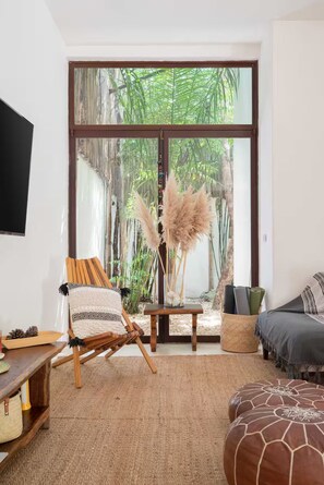 4 habitaciones, tabla de planchar con plancha, cuna de viaje y wifi