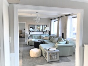 TV, fireplace, books, stereo