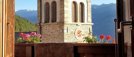 Romantic Room, 2 Single Beds, Non Smoking, Mountain View | Terrace/patio