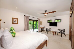 4 slaapkamers, een kluis op de kamer, een bureau