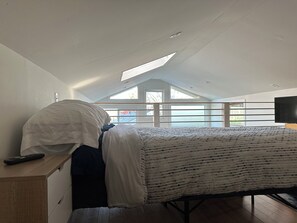 Room - Furnished Loft Unit Near Mission Hill – Utilities Included! (Santa Cruz)