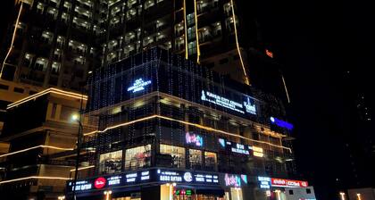 Serenity Stays - 2.5KM away from Expo Mart Best nearby location