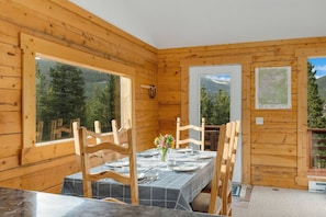 Dining - Log Cabin at St Mary's with Incredible Views (Idaho Springs)