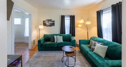 10%0ff 3-Bedroom hone with AC & WiFi, 5 min from Falls, comfy, clean & cozy.