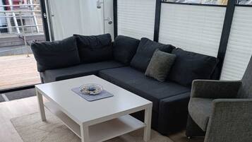 Mobil Karavan | Eksterior