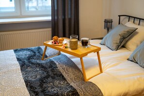 1 chambre, fer et planche à repasser, Wi-Fi gratuit, draps fournis