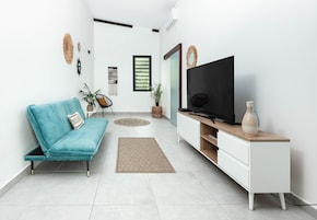 Apartment, Sea View | Living area