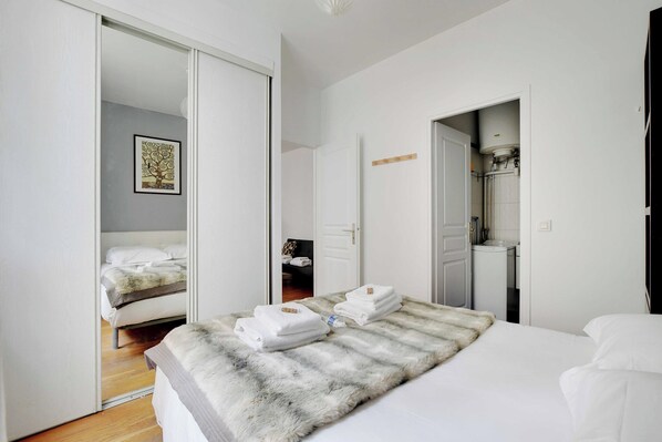 Apartment - Intimate Cocoon Near Place des Vosges/ Bastille (Paris)